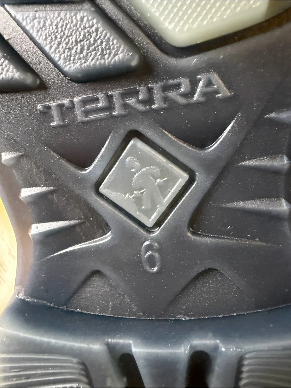 NWOT Terra Murphy Leather Chelsea Work Boots Soft Toe EH M 6.5 /W 8
